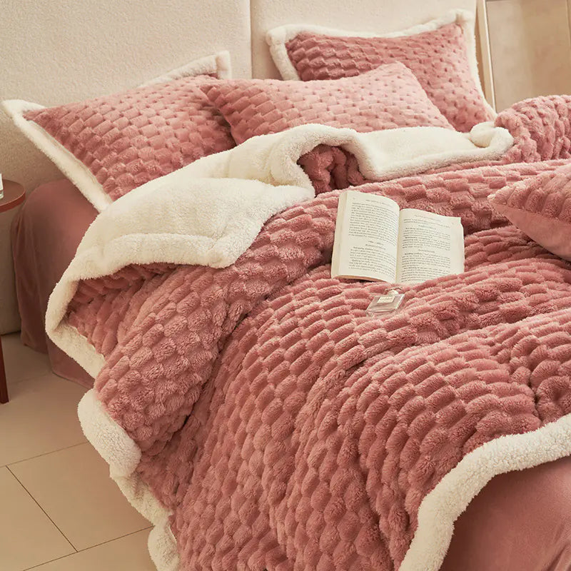 Cozy Fleece Bedding Set – 4-Piece, Fall/Winter 2023 Edition